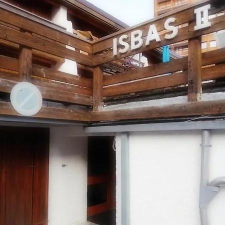 6/7 Personnes Pied Des Pistes A Plagne Centre * La Plagne